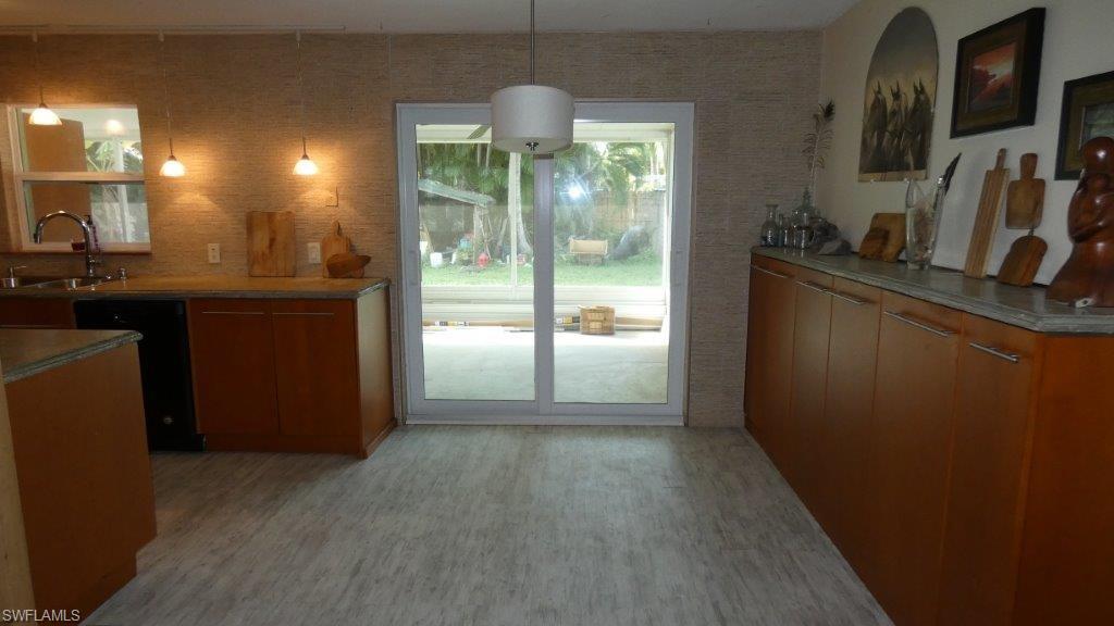 PINE ISLAND CENTER - Residential