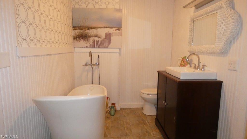 PINE ISLAND CENTER - Residential