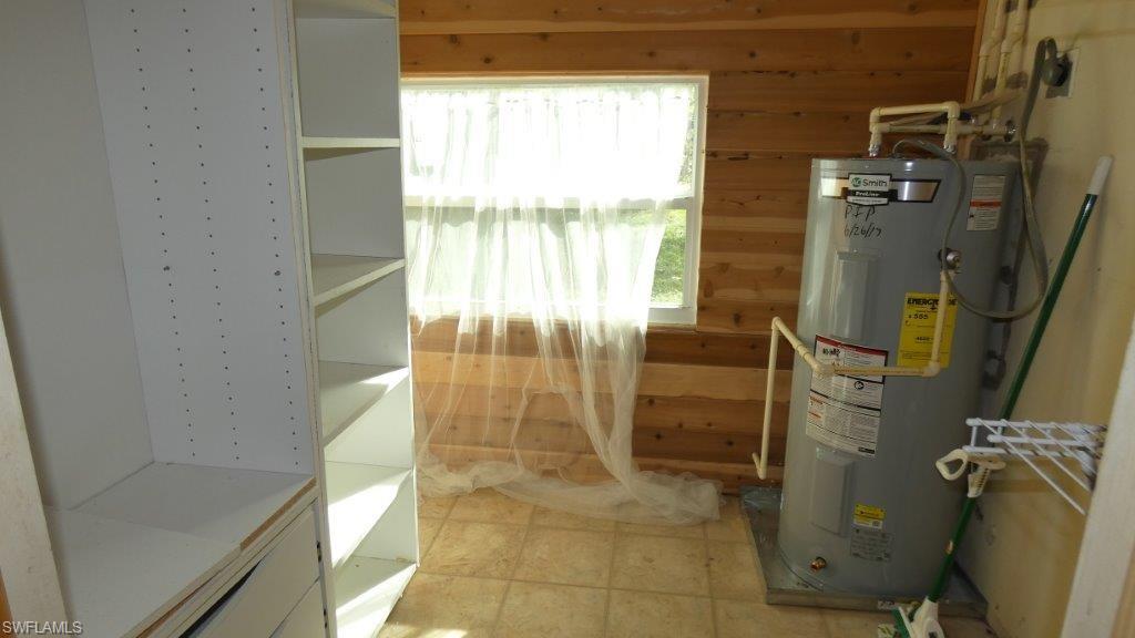 PINE ISLAND CENTER - Residential