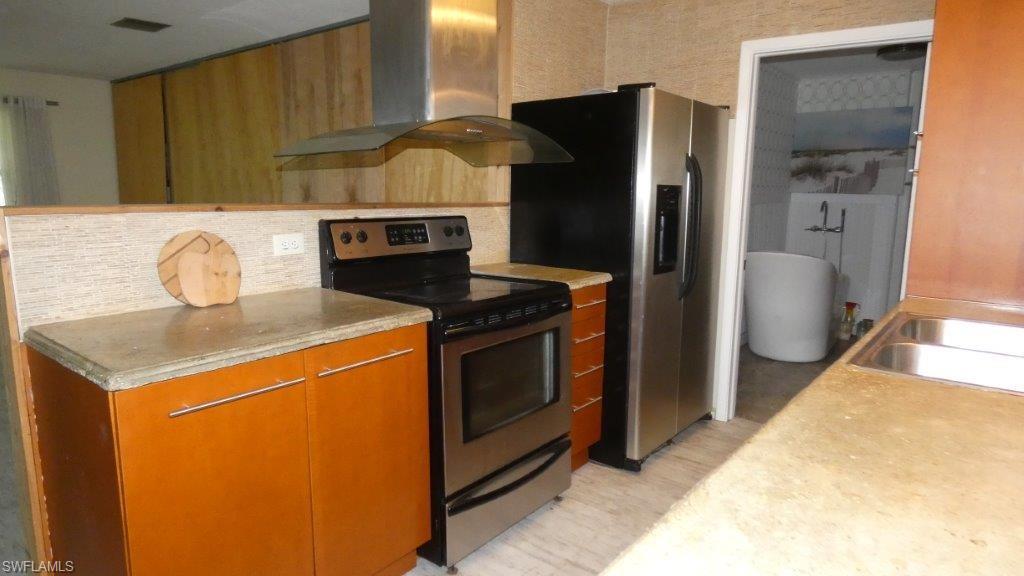 PINE ISLAND CENTER - Residential