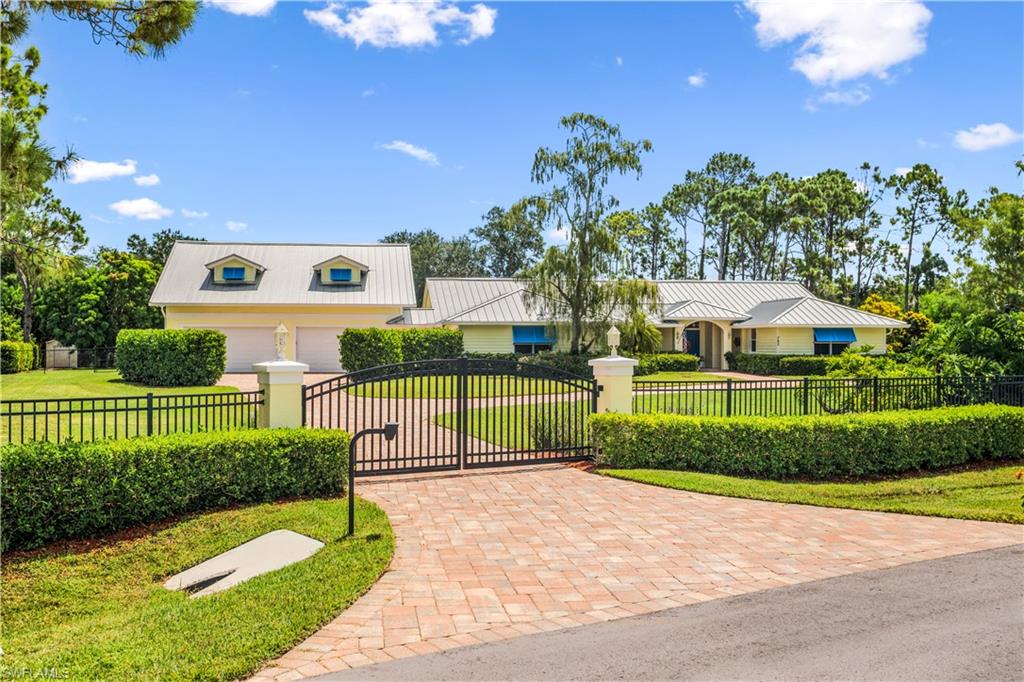 PINE RIDGE - Residential