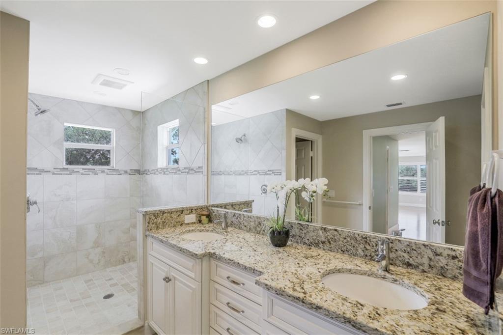 PINE RIDGE - Residential