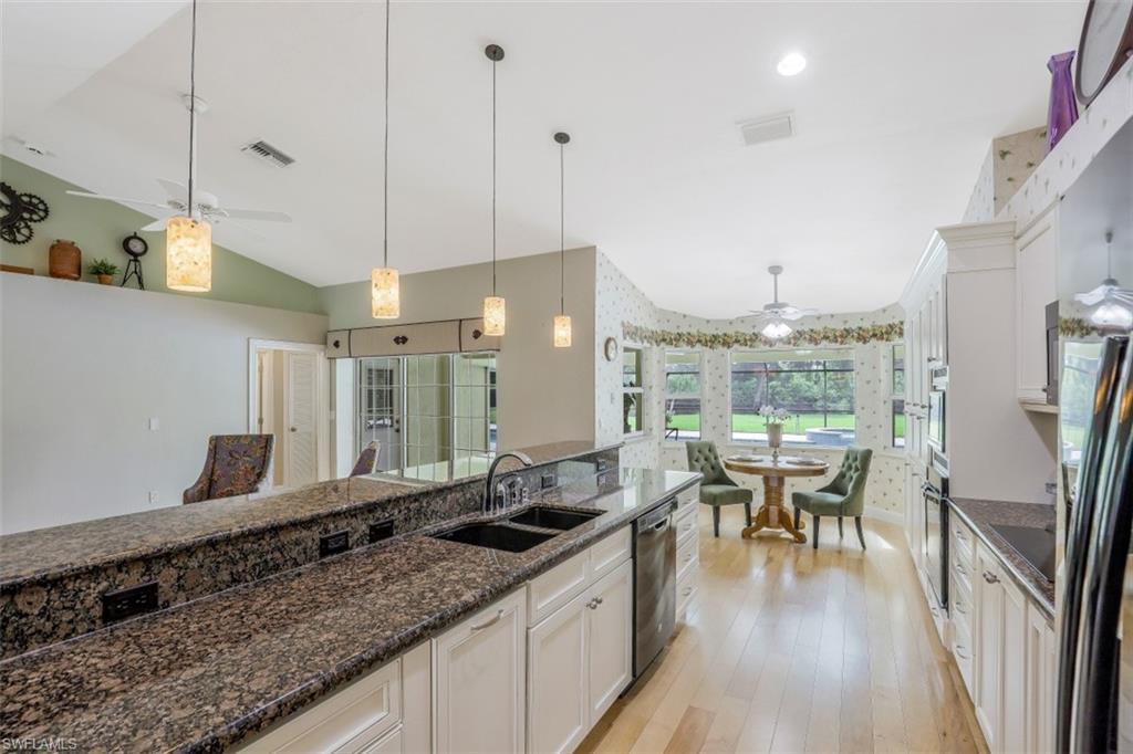 PINE RIDGE - Residential