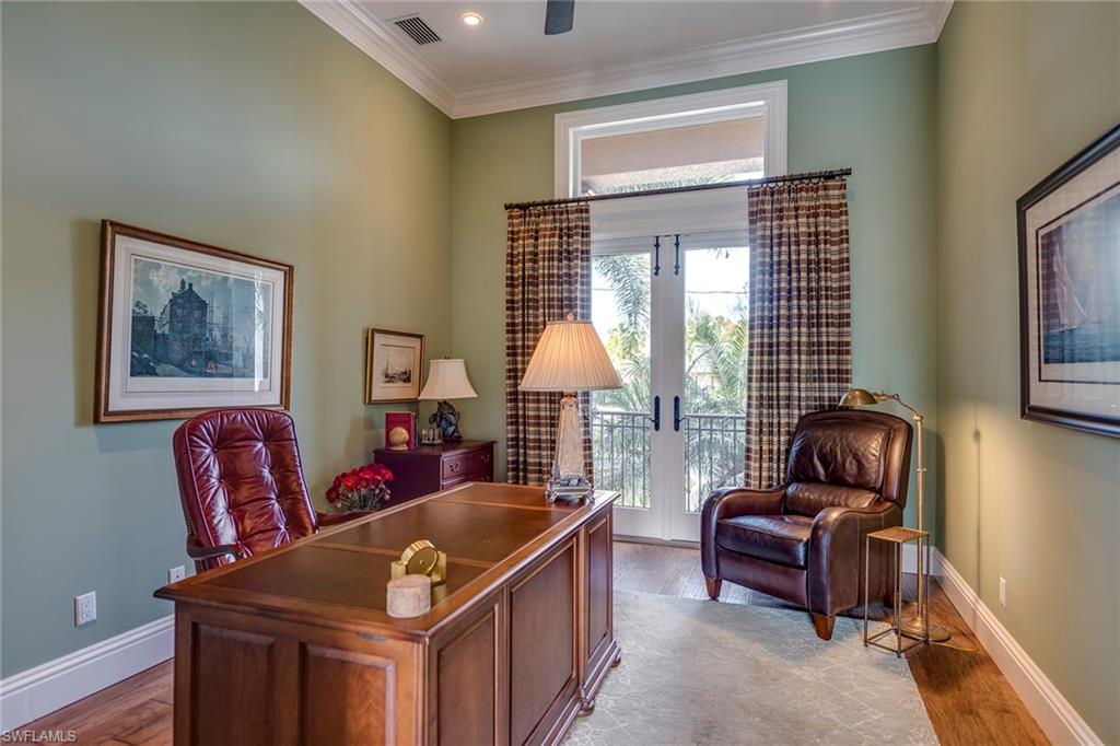 AQUALANE SHORES - Residential