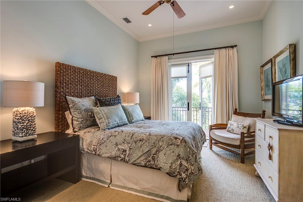 AQUALANE SHORES - Residential