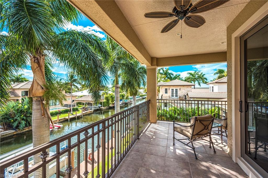 AQUALANE SHORES - Residential