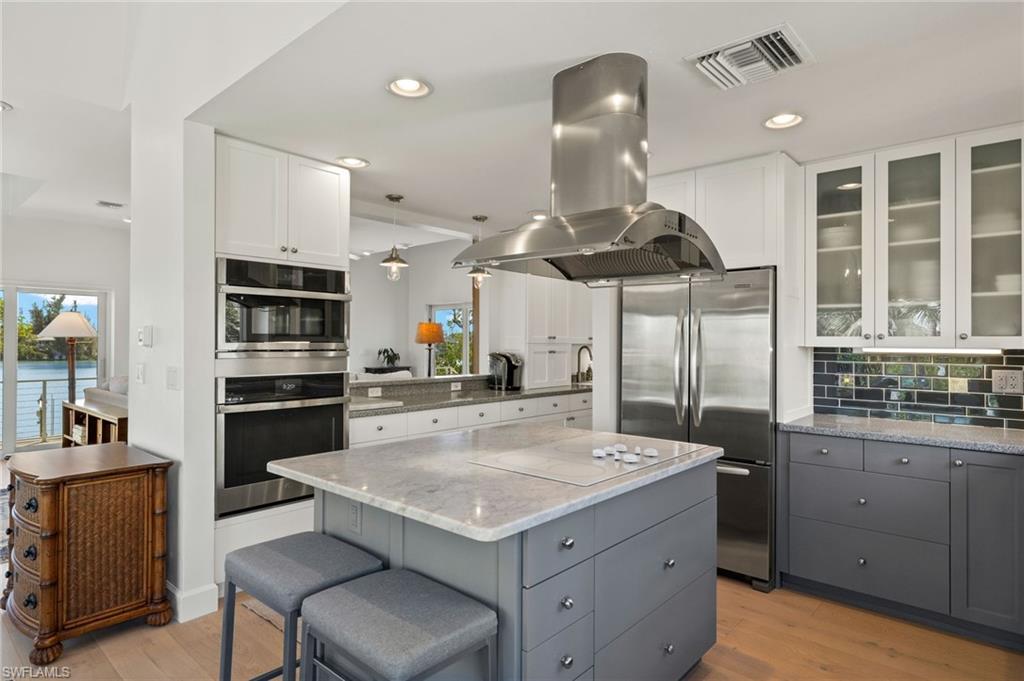 LOS COLONY - Residential