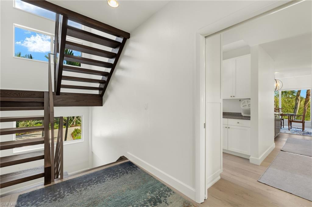 LOS COLONY - Residential