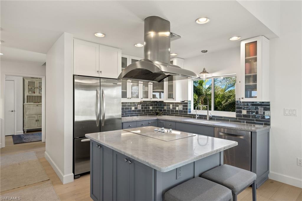 LOS COLONY - Residential