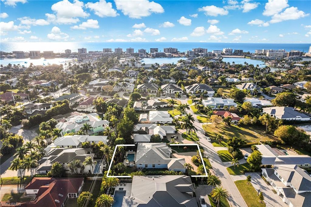 MOORINGS - Residential