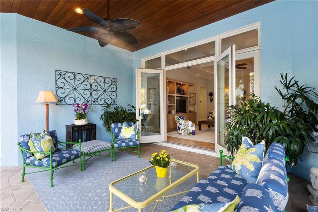 MOORINGS - Residential