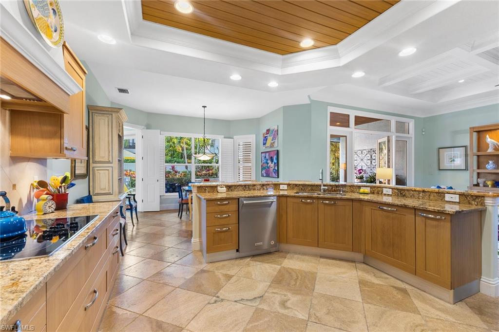 MOORINGS - Residential