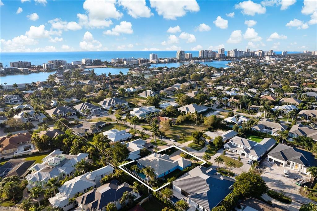 MOORINGS - Residential