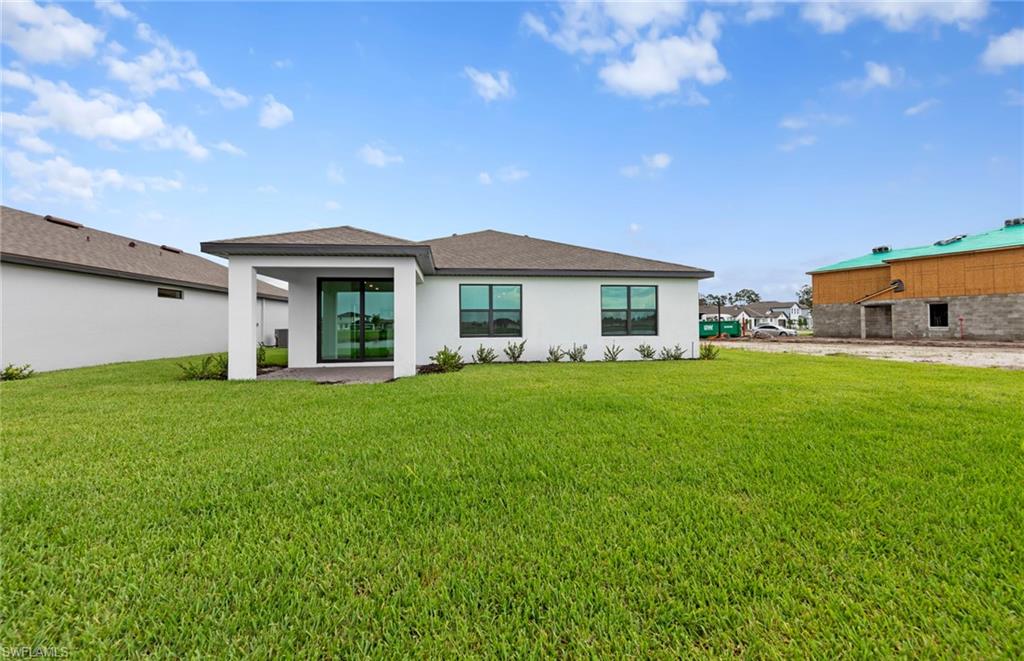 WHISPERING LAKES - Residential