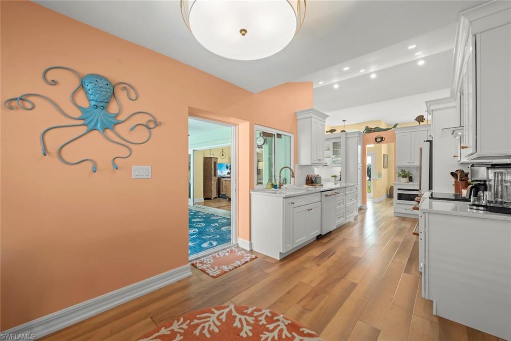 BEACHVIEW COUNTRY CLUB ESTATES - Residential