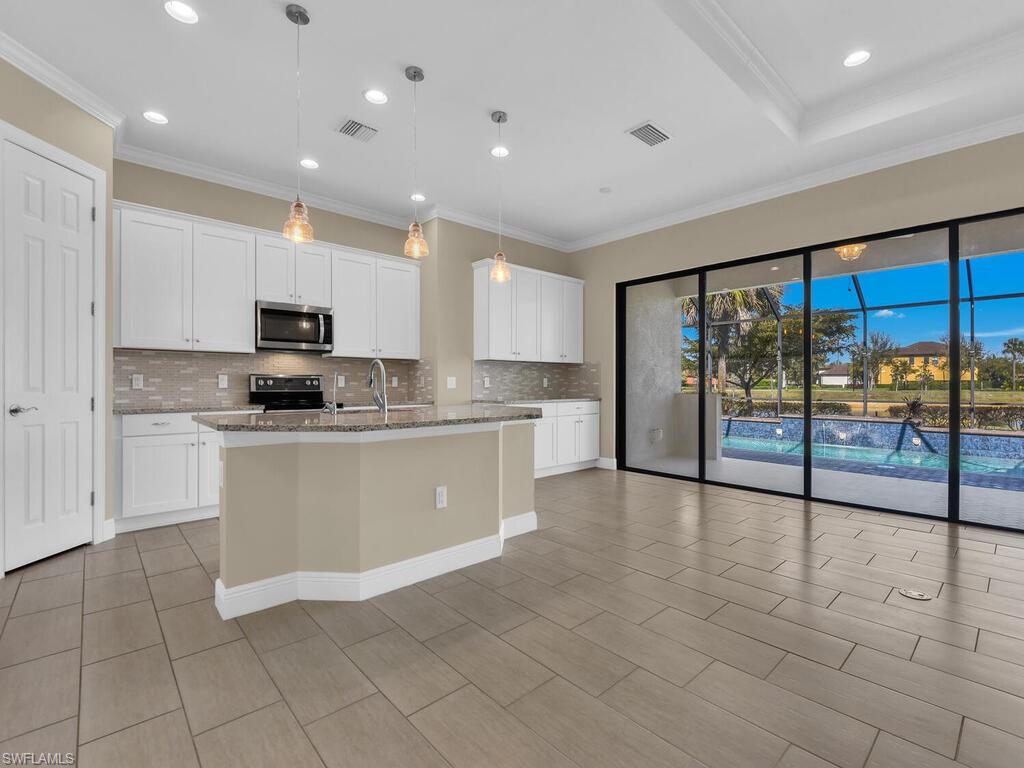 HAMPTON PARK - Residential Lease