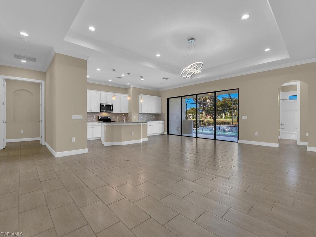 HAMPTON PARK - Residential Lease