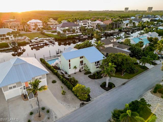 SIESTA ISLES - Residential