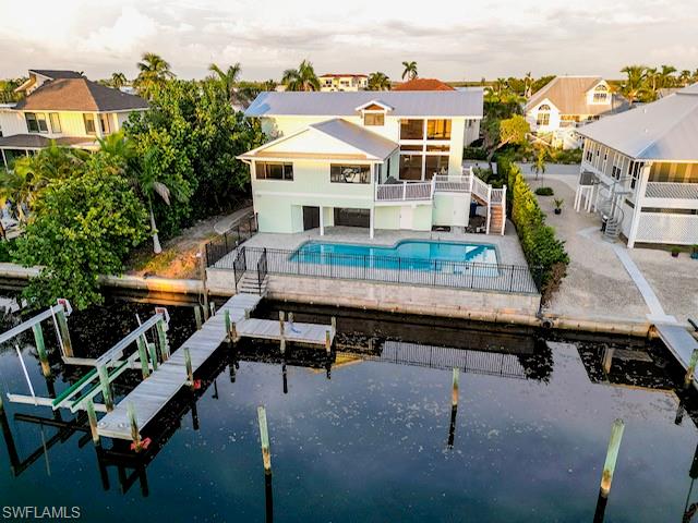 SIESTA ISLES - Residential