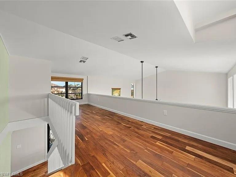 SIESTA ISLES - Residential