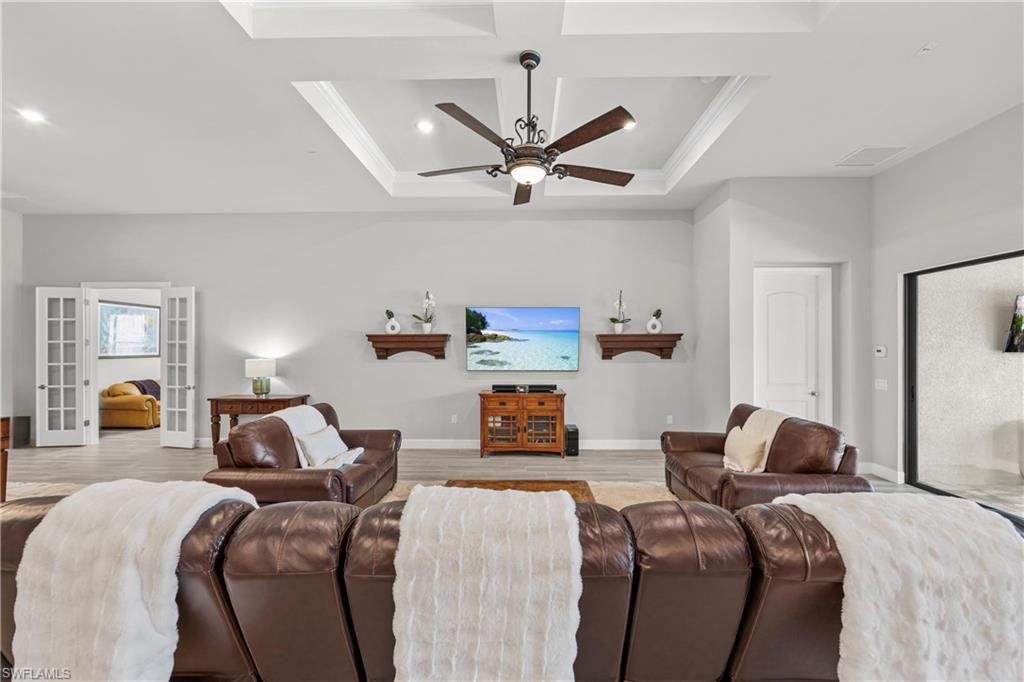 WINDING CYPRESS - Residential