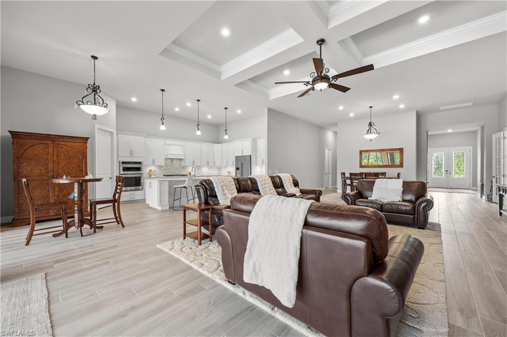 WINDING CYPRESS - Residential