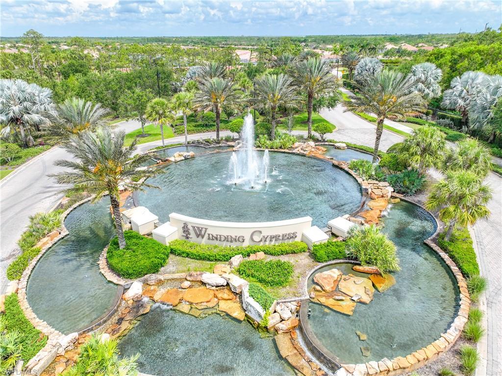 WINDING CYPRESS - Residential