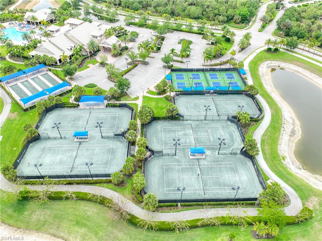 WINDING CYPRESS - Residential