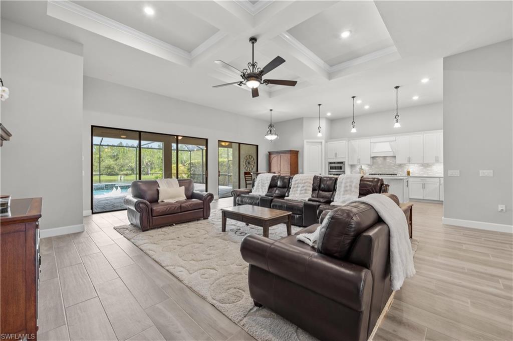 WINDING CYPRESS - Residential