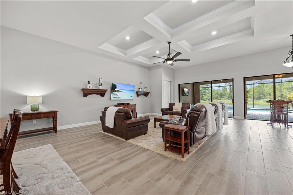 WINDING CYPRESS - Residential