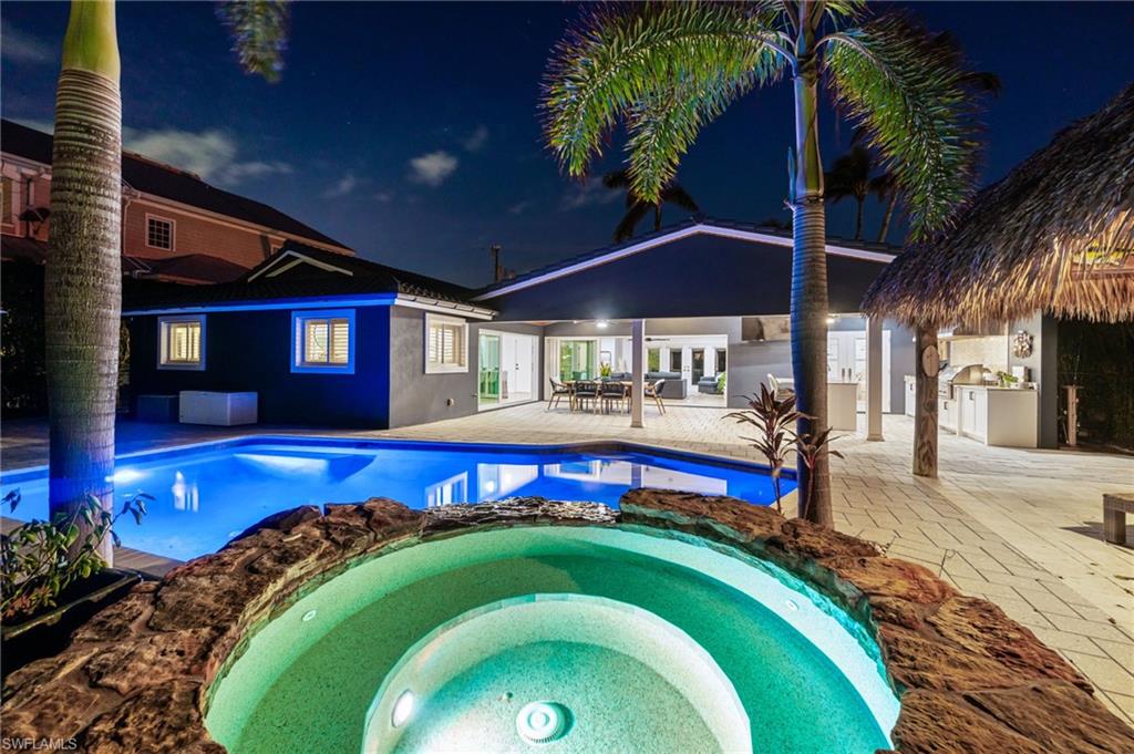 ROYAL HARBOR - Residential