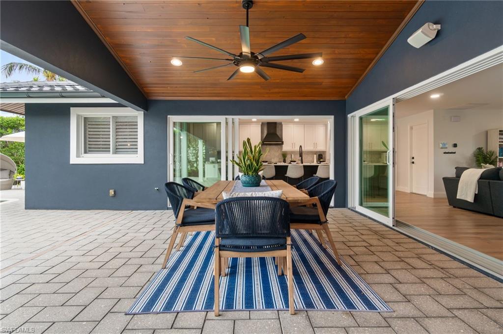 ROYAL HARBOR - Residential