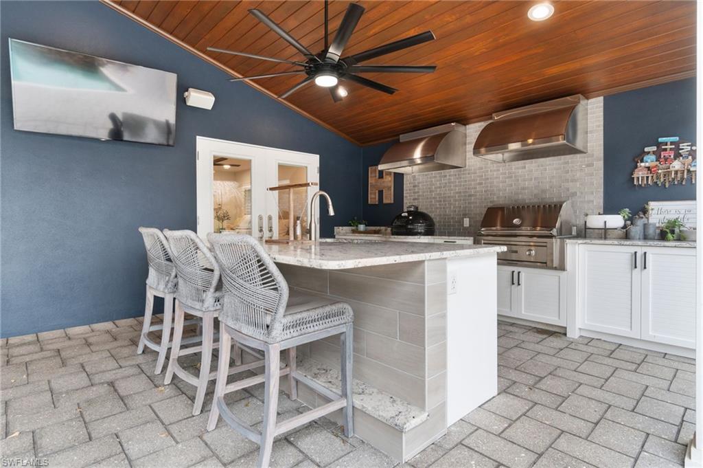 ROYAL HARBOR - Residential