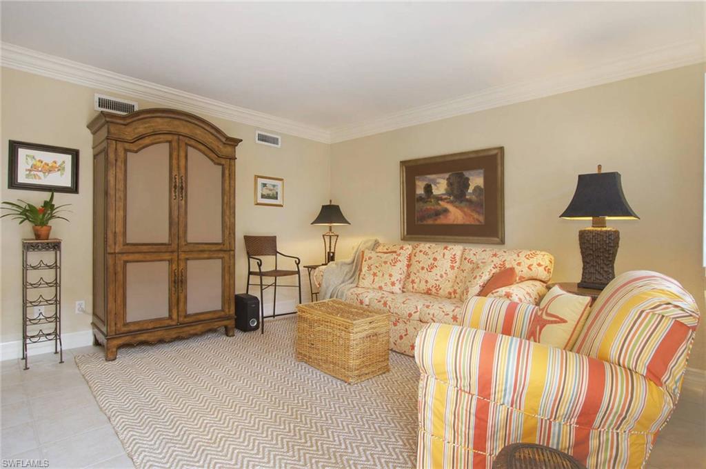 CASTLETON GARDENS - Residential