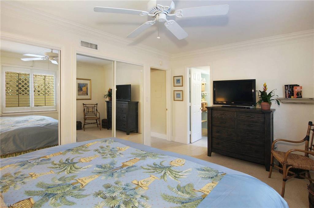 CASTLETON GARDENS - Residential