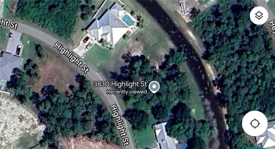 Waterfront lot in Buckingham.