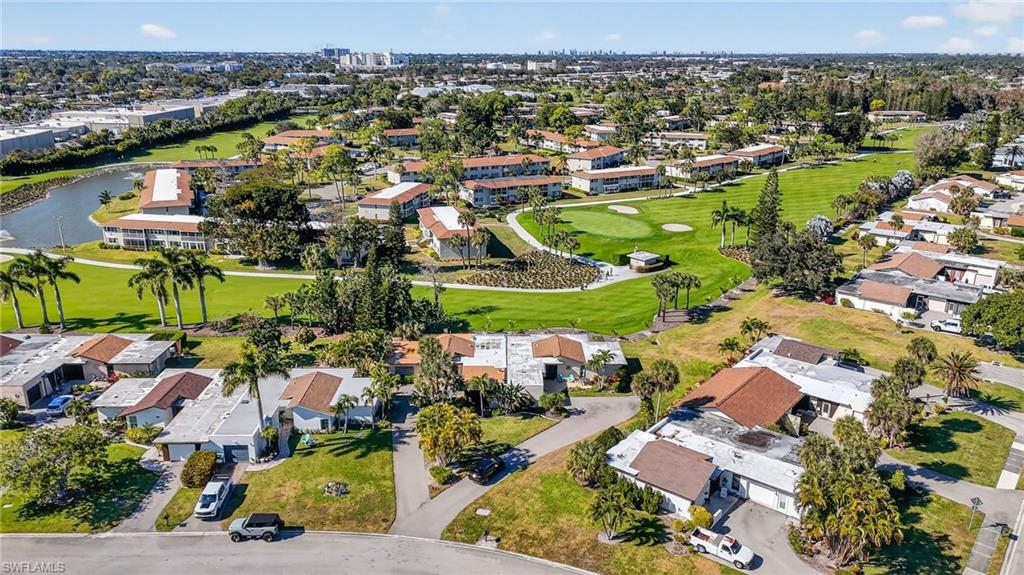 LAKEWOOD VILLAS - Residential