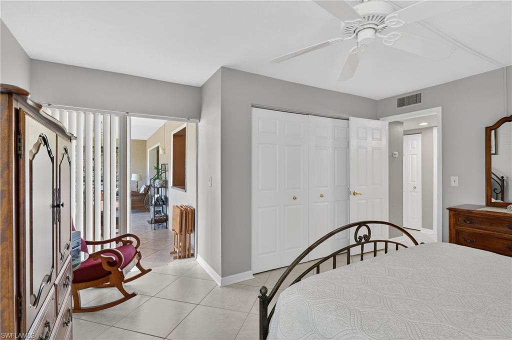 LAKEWOOD VILLAS - Residential