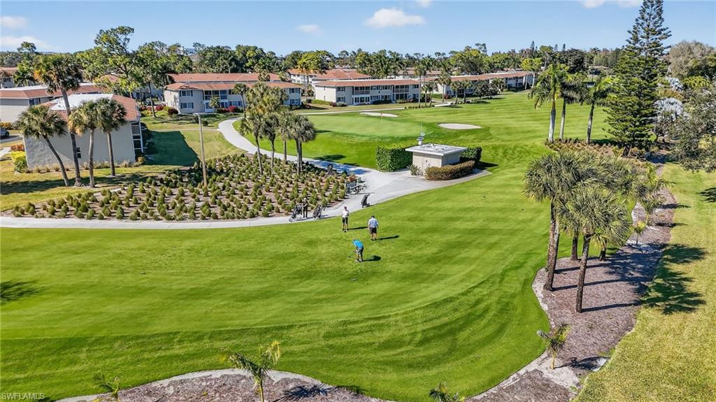 LAKEWOOD VILLAS - Residential