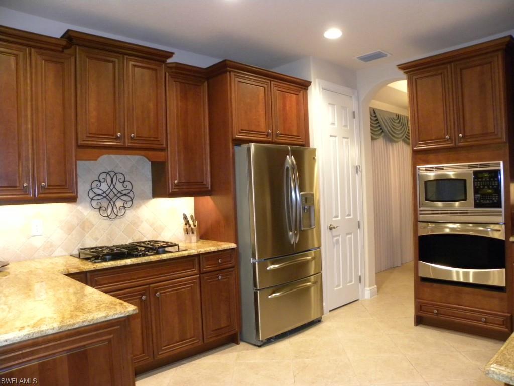 BELLE LAGO - Residential