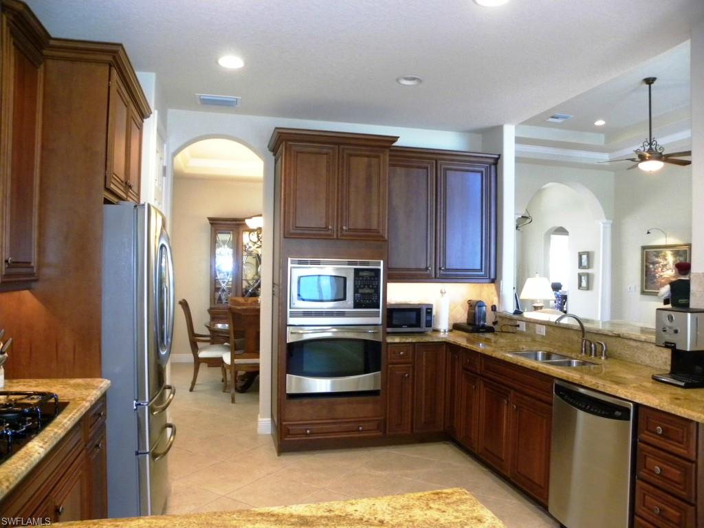 BELLE LAGO - Residential