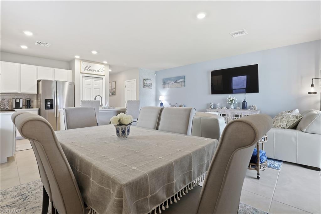 MEADOWOOD - Residential Lease