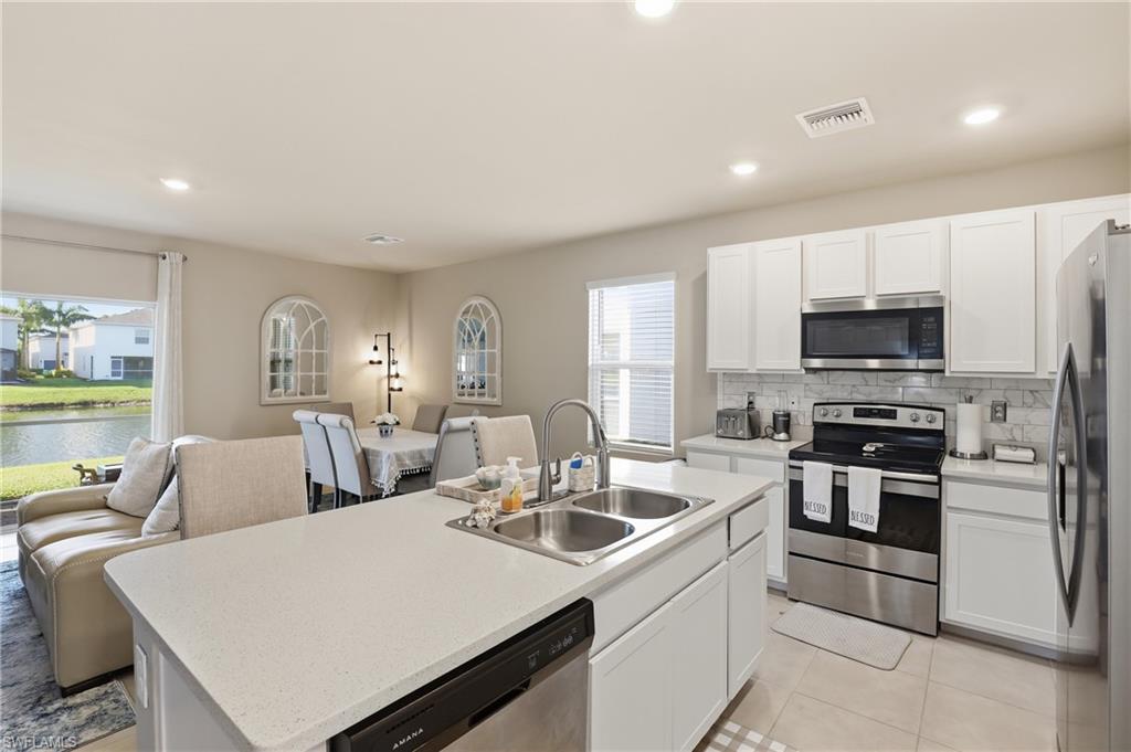 MEADOWOOD - Residential Lease