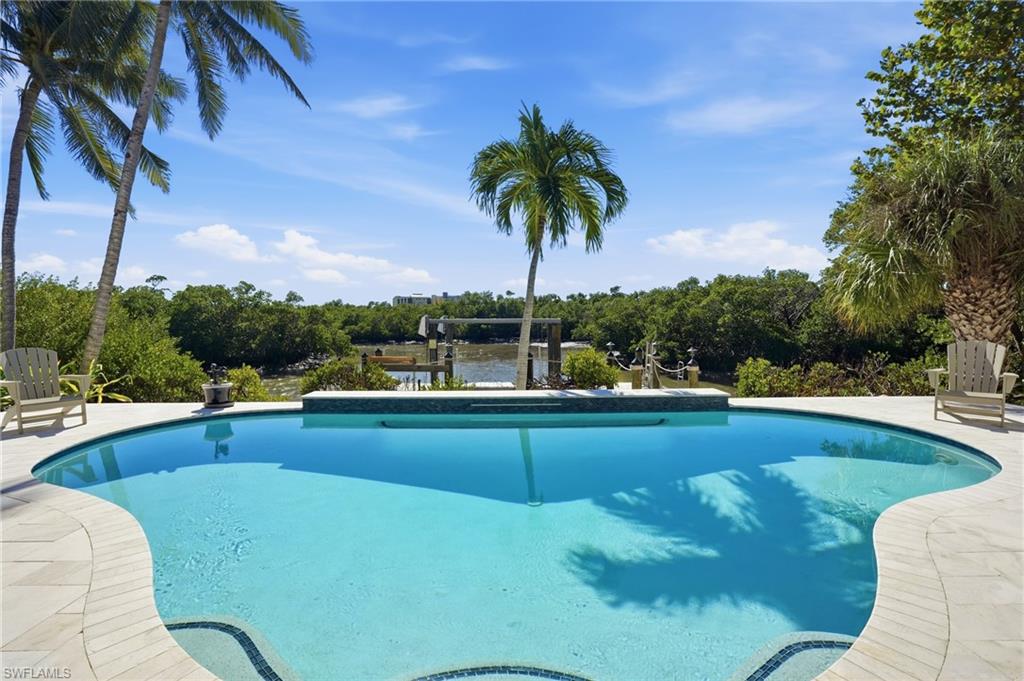 FAIRVIEW ISLES - Residential