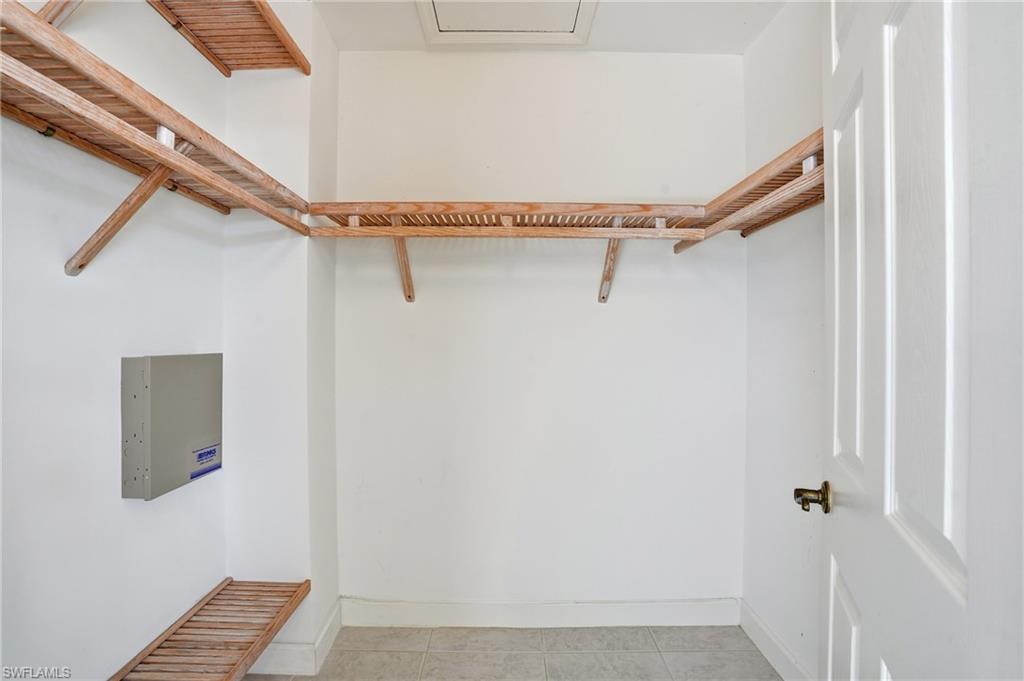 FAIRVIEW ISLES - Residential