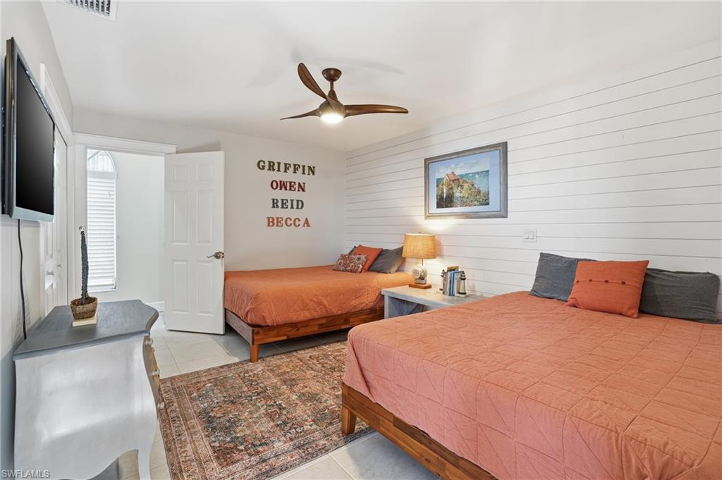 FAIRVIEW ISLES - Residential