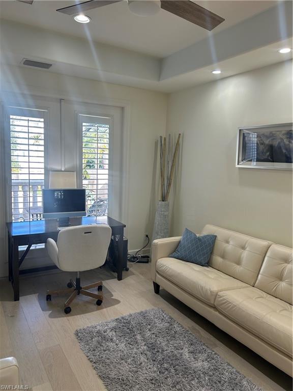 AVELLINO ISLES - Residential