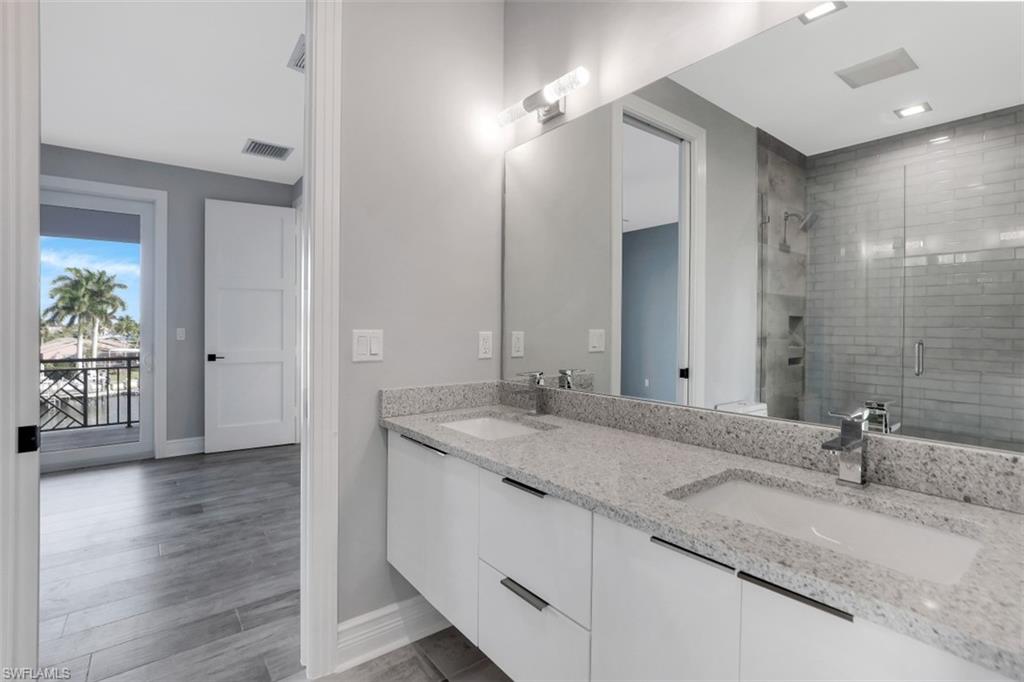 MARCO BEACH - Residential