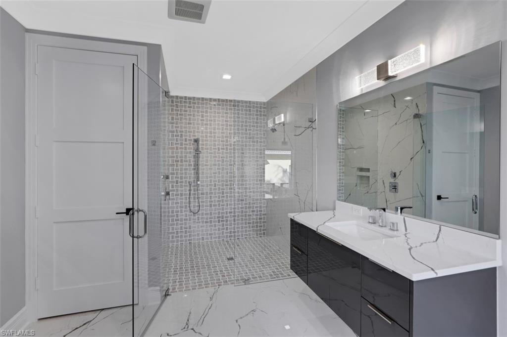 MARCO BEACH - Residential