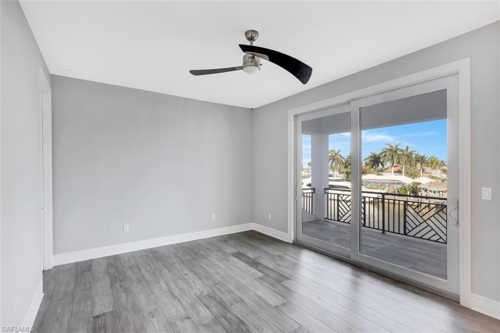 MARCO BEACH - Residential